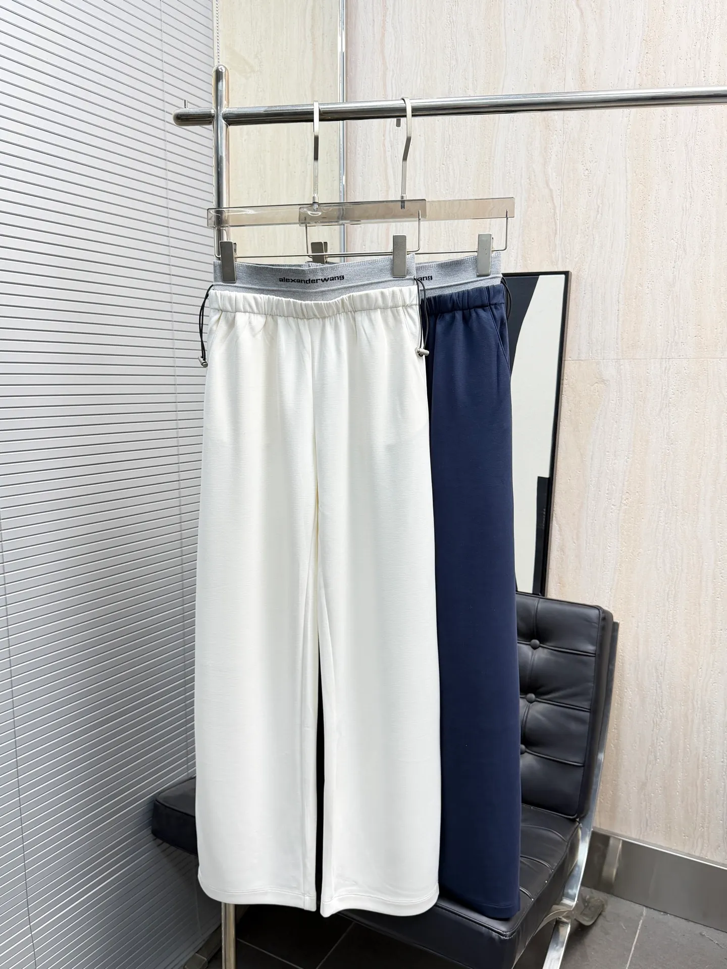 Alex*26New Arrival ( ) Versatile Versatile ， ， ！ Versatile ！ Quality Size：SML ：White Blue